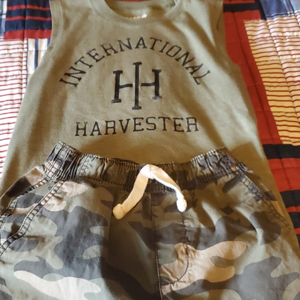 Boys Camo 2 piece